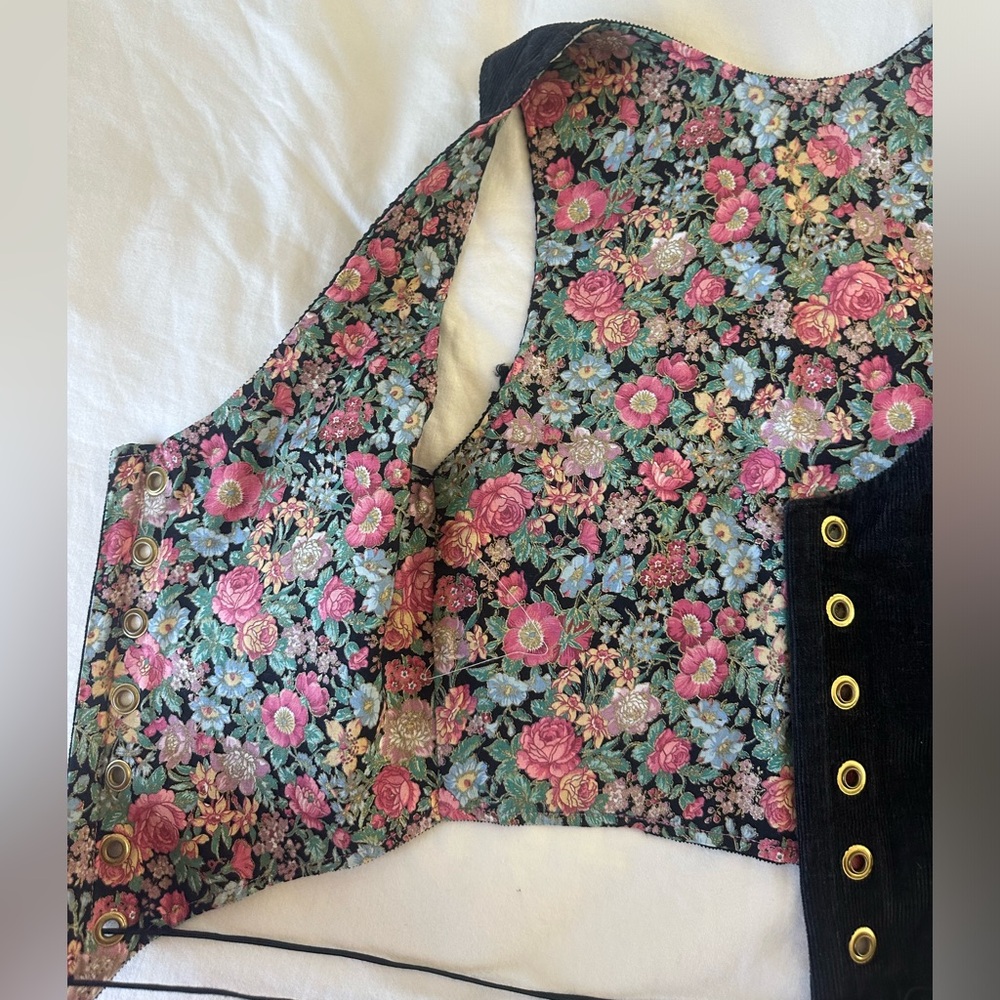Double sided vintage corset